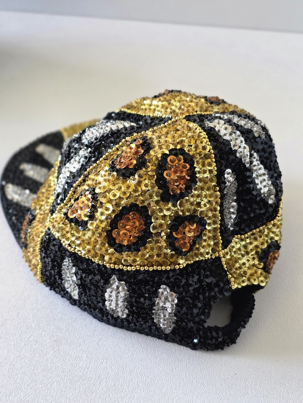 Y2K Sequin Leopard Print Hat Gold Black Mob Wife McBling Glam Statement Cap Vtg - Picture 12 of 16